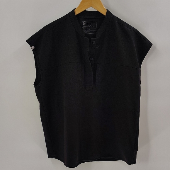 FIGS Technical Collection Size Large Black Button Closure Scrub Top - Picture 1 of 5